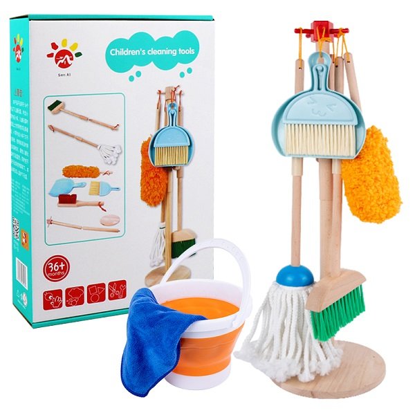 Wooden Cleaning Set